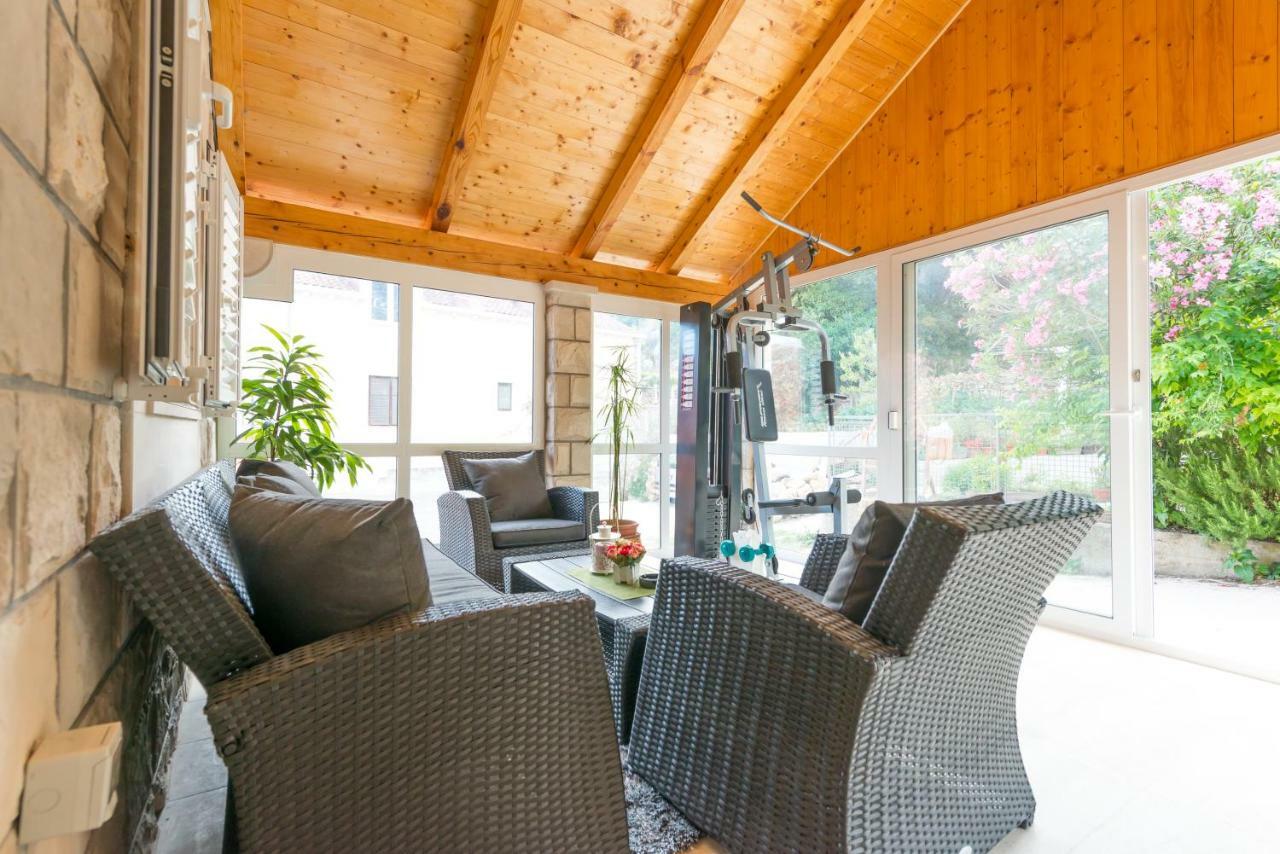 Tranquility And Nature In 4 Bedroom With Sea View Mokošica المظهر الخارجي الصورة