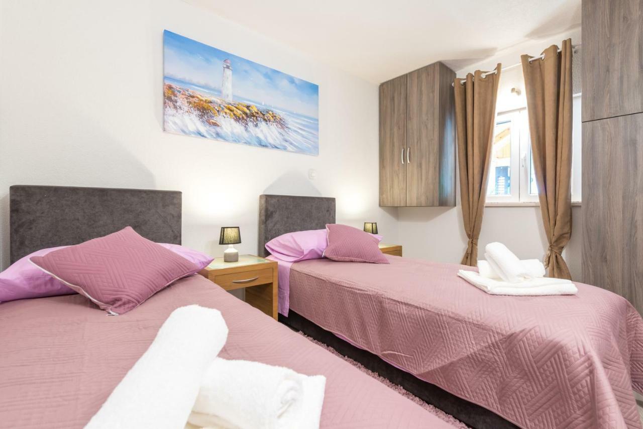 Tranquility And Nature In 4 Bedroom With Sea View Mokošica المظهر الخارجي الصورة