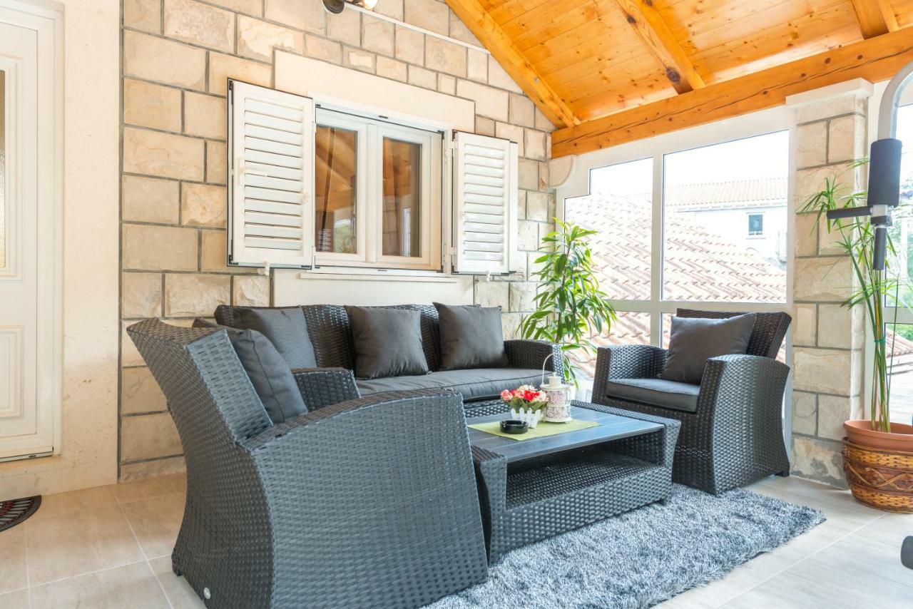 Tranquility And Nature In 4 Bedroom With Sea View Mokošica المظهر الخارجي الصورة
