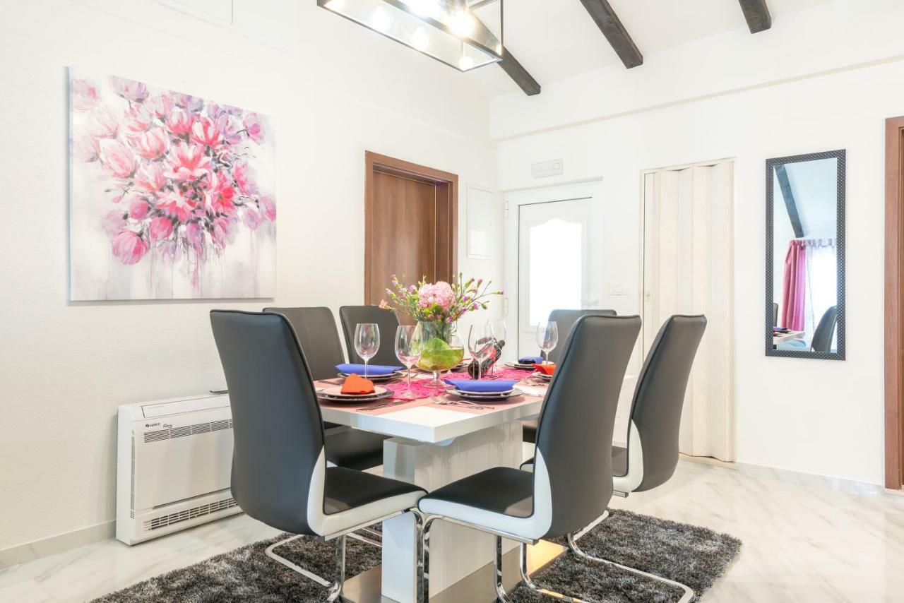 Tranquility And Nature In 4 Bedroom With Sea View Mokošica المظهر الخارجي الصورة